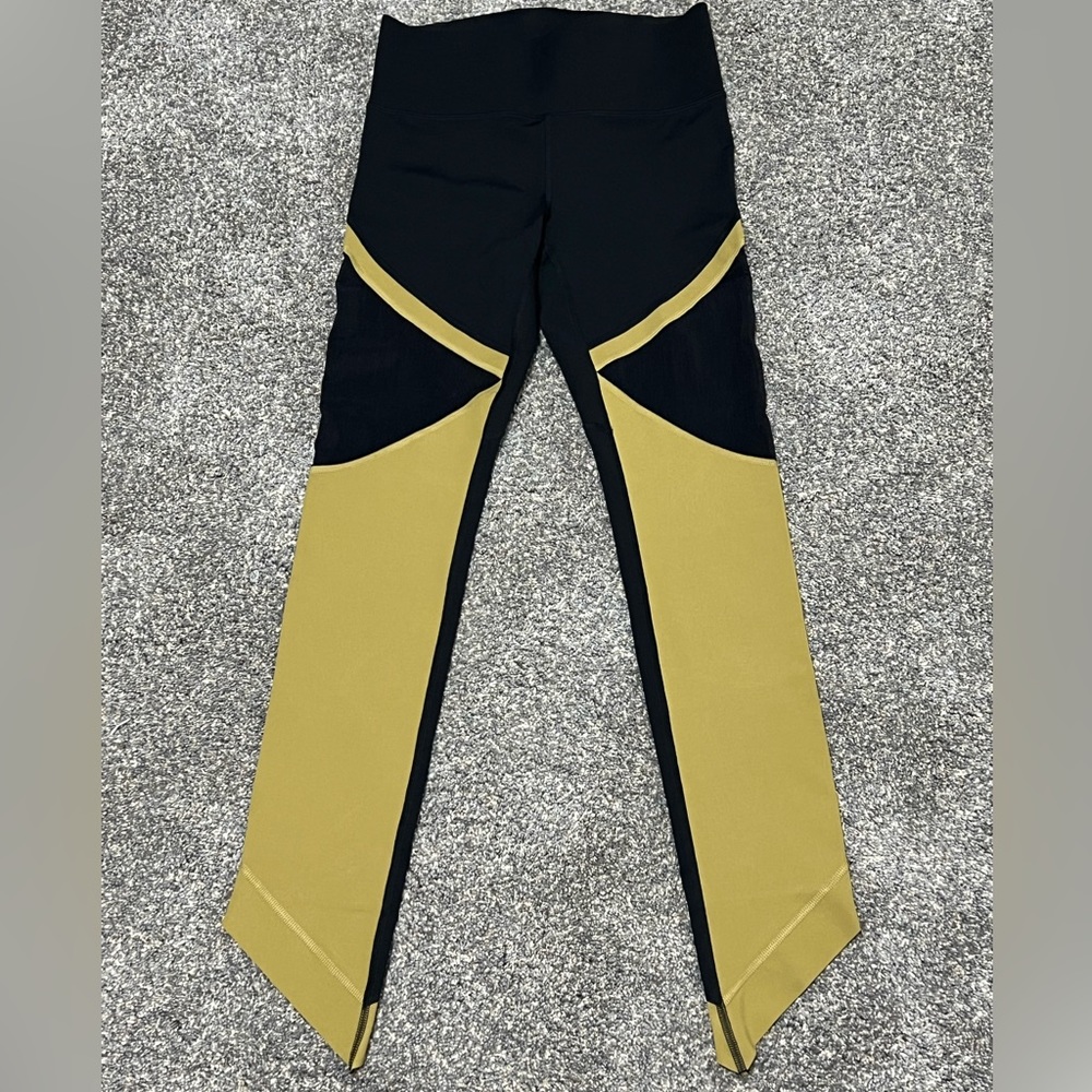 Under Armour leggings NWOT size S